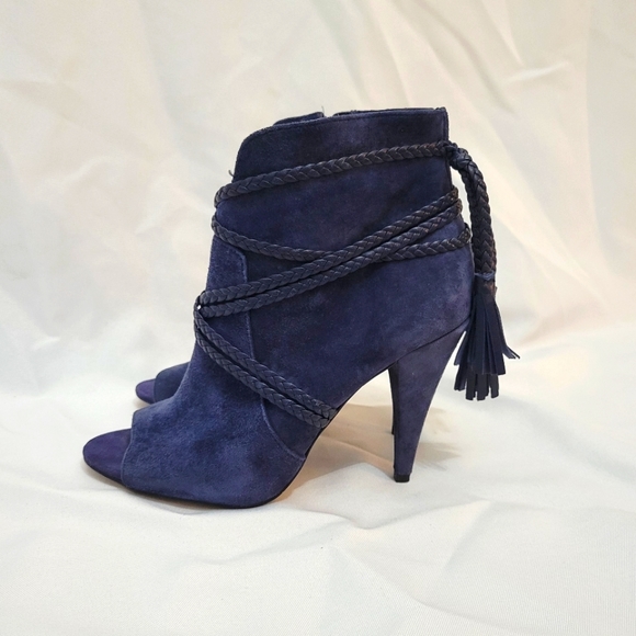Vince Camuto Shoes - Vince Camuto Astan Braided Peep Toe Ankle Booties Size 5.5